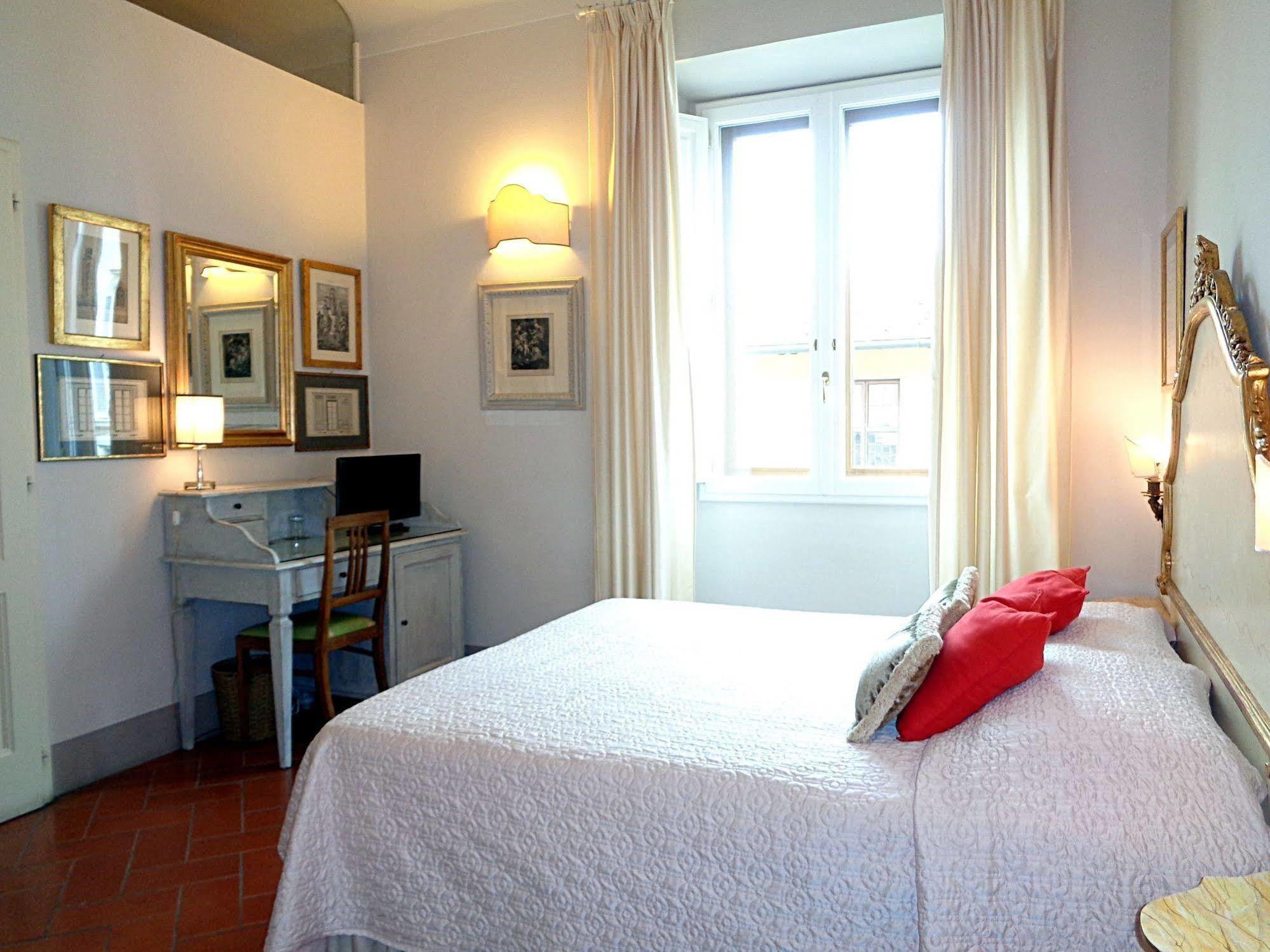 Relais Cavalcanti Guest House Firenze Bagian luar foto