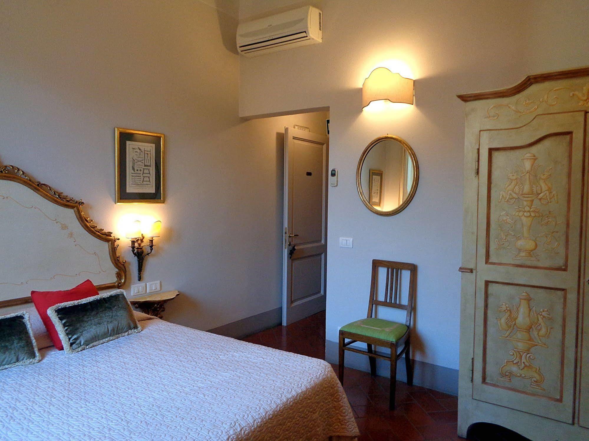 Relais Cavalcanti Guest House Firenze Bagian luar foto